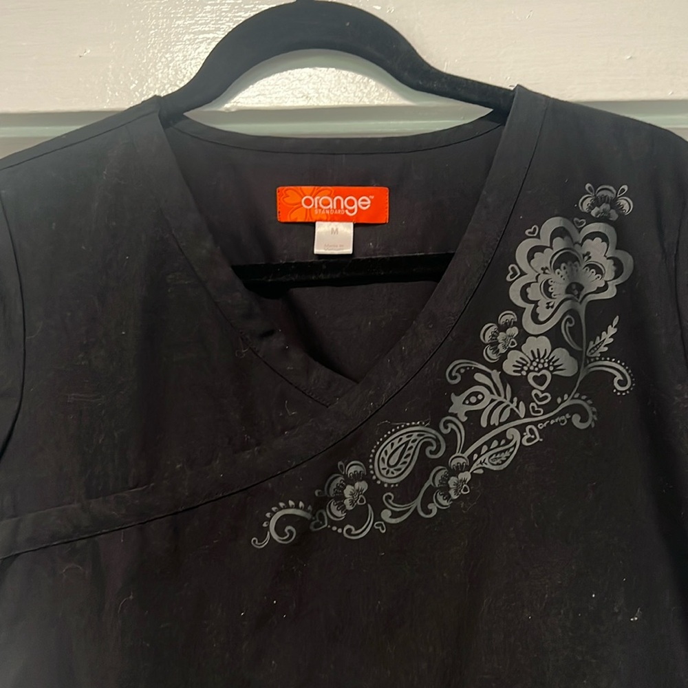 Scrub Top Black size M